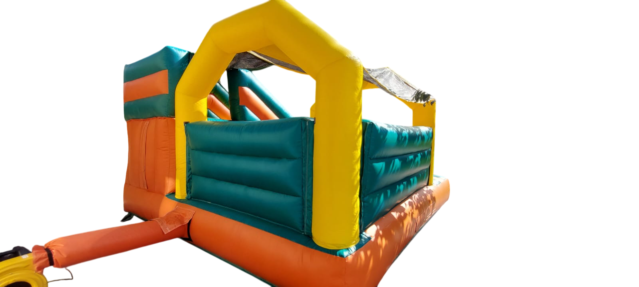 Aluguer Insuflável Neutro com Temas Adaptáveis – 4×4 Mts 🏎️🎉